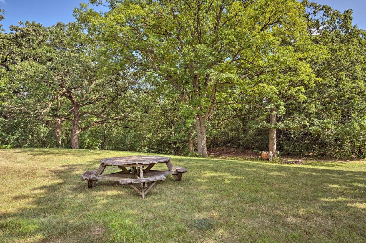 Cozy Wisconsin Studio, 11 Mi To Lake Geneva! Burlington Экстерьер фото